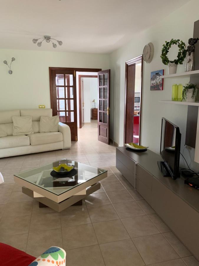 Lovely Villa Nico Playa Blanca, Hot Tub, Communal Pool Esterno foto
